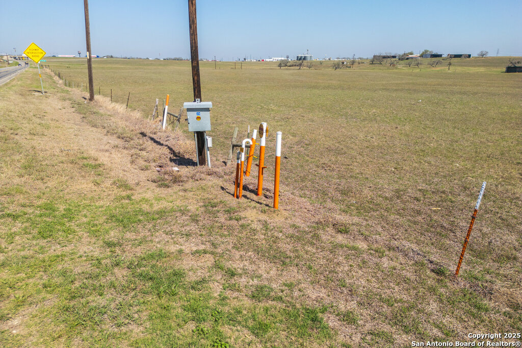 main property photo 28