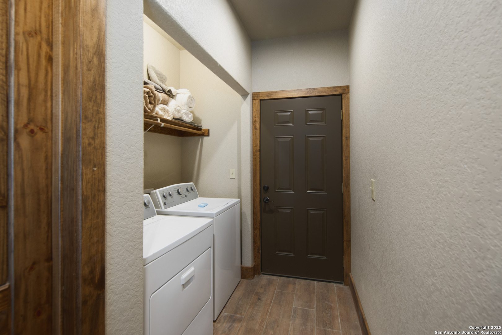 main property photo 60