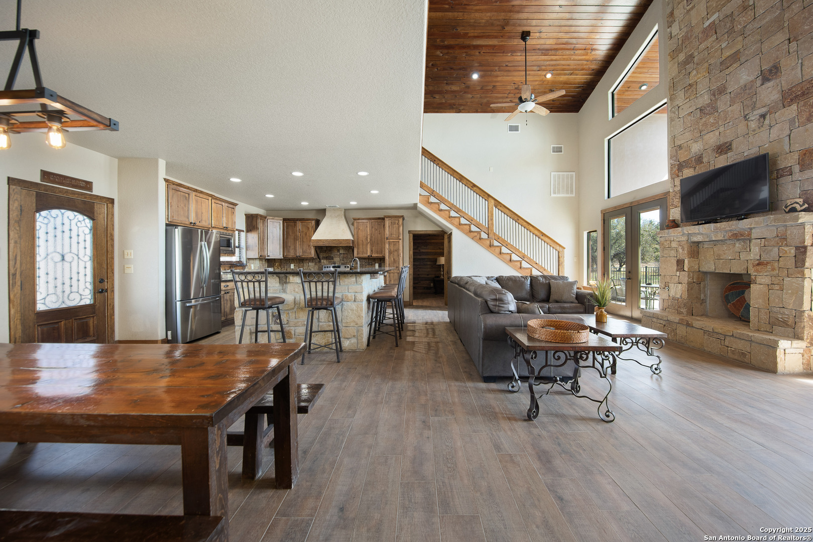 main property photo 65