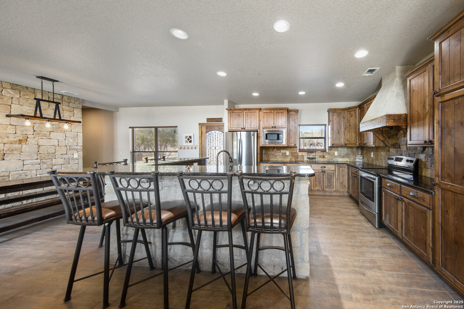 main property photo 73