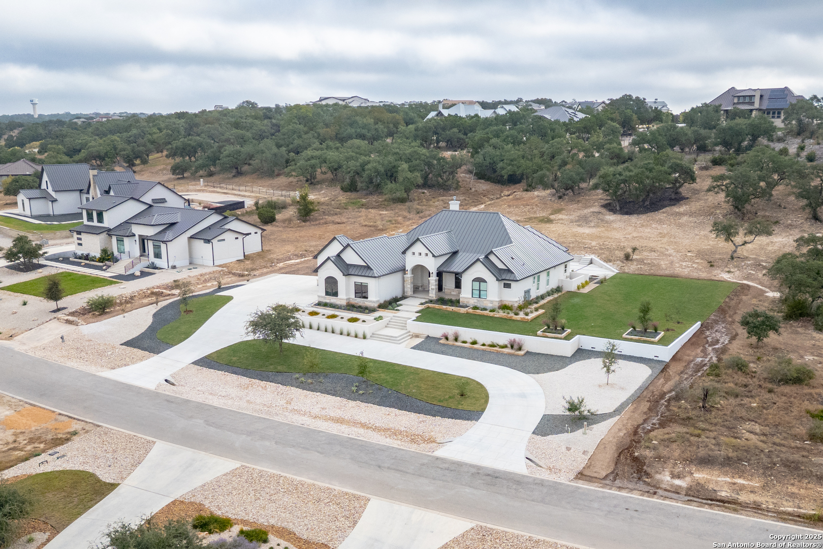 main property photo 38