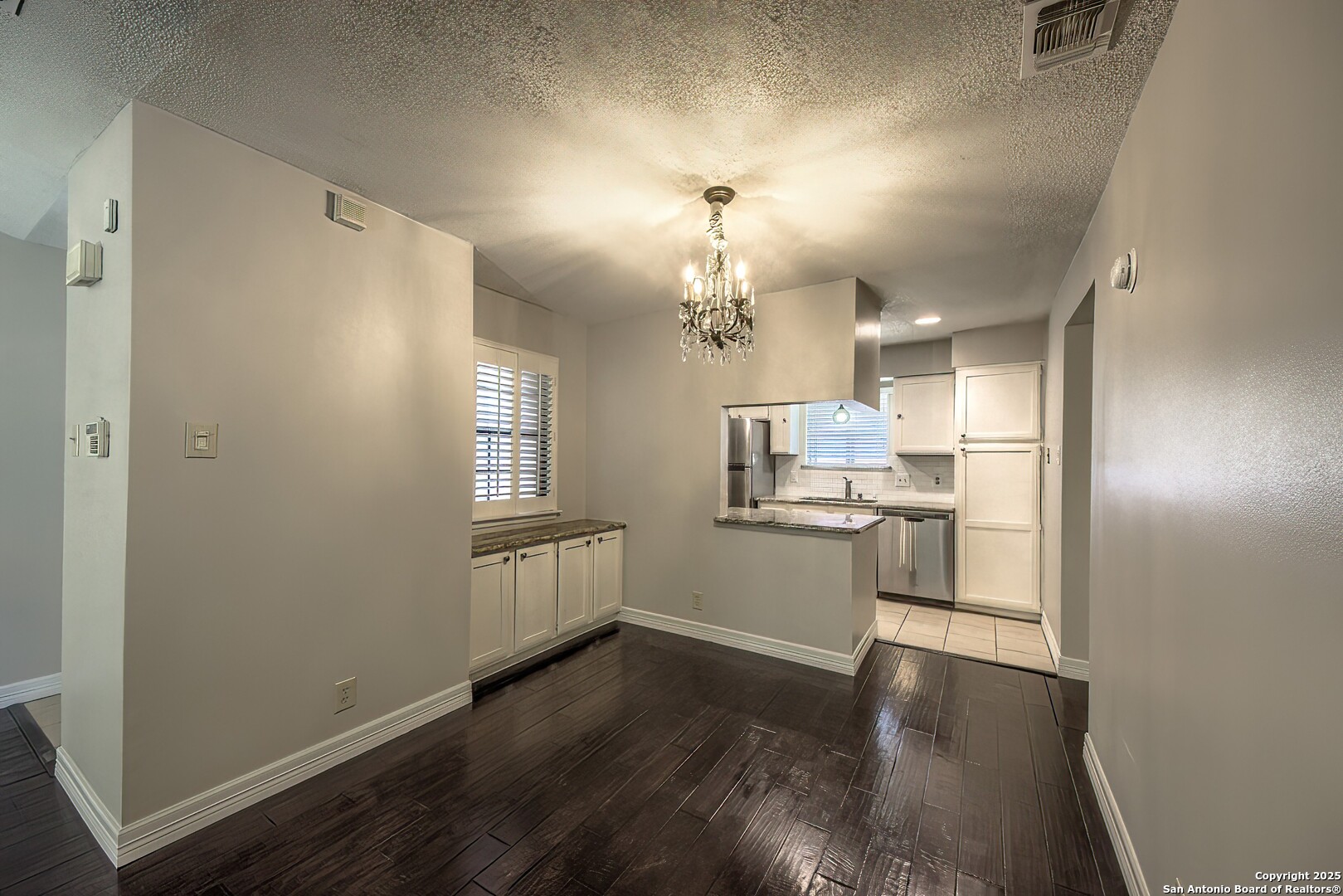 property viewer photo 4