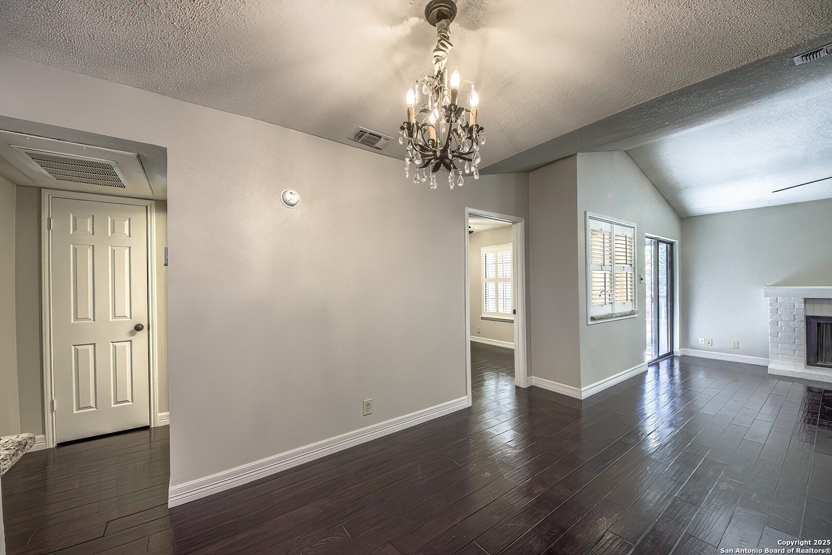 property viewer photo 6