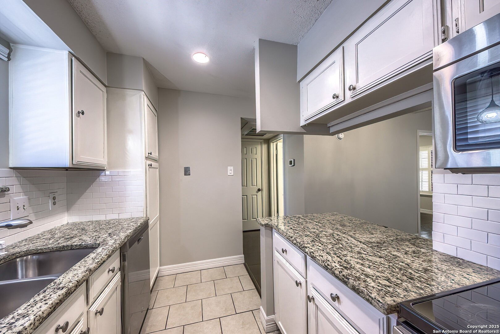 property viewer photo 9