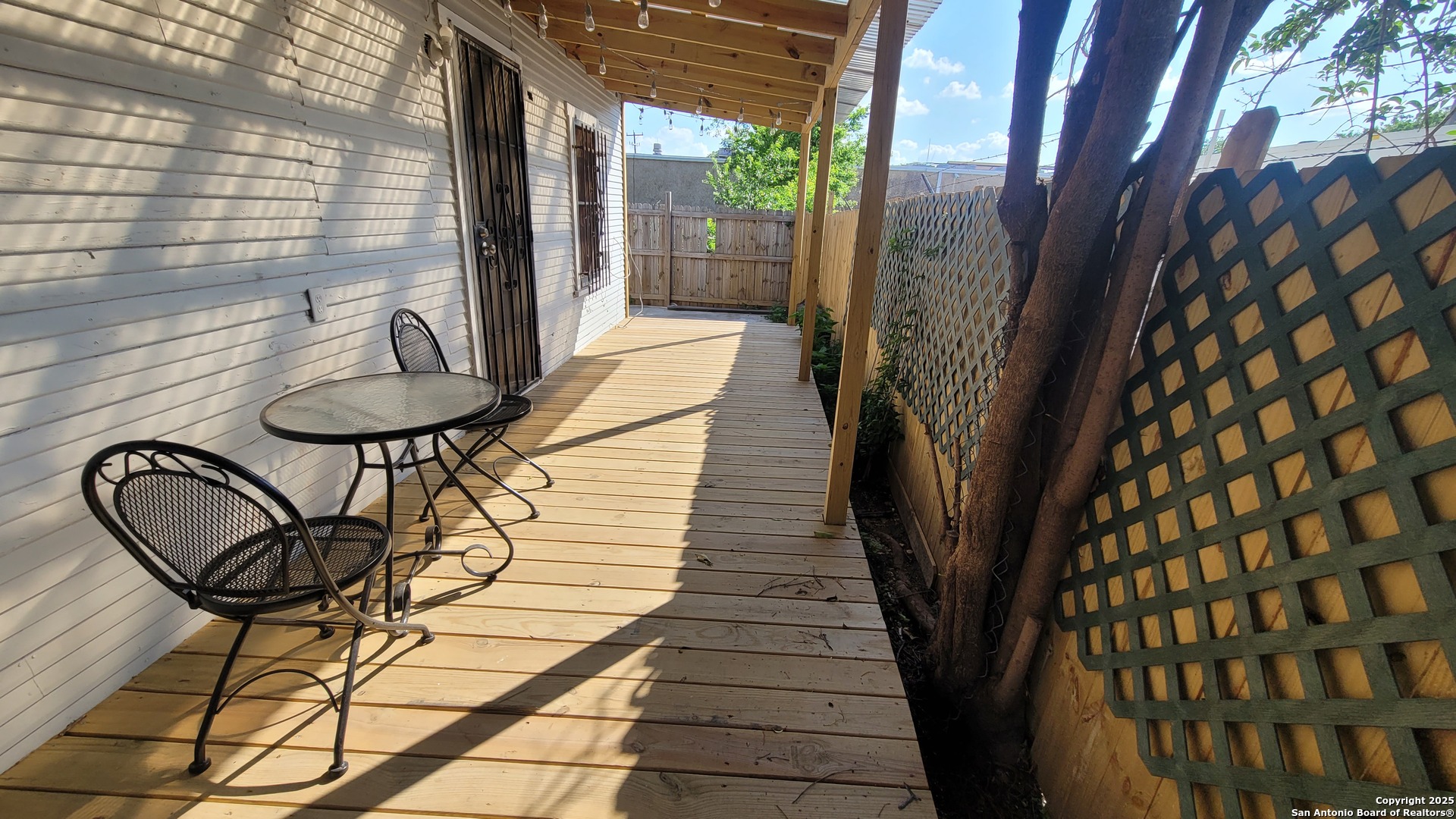 main property photo 21