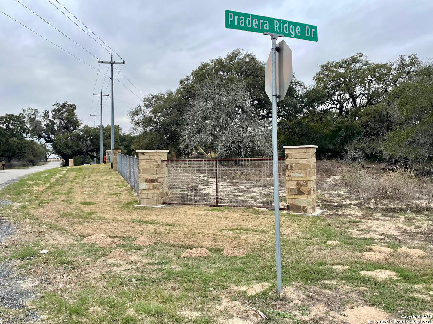 main property photo 3