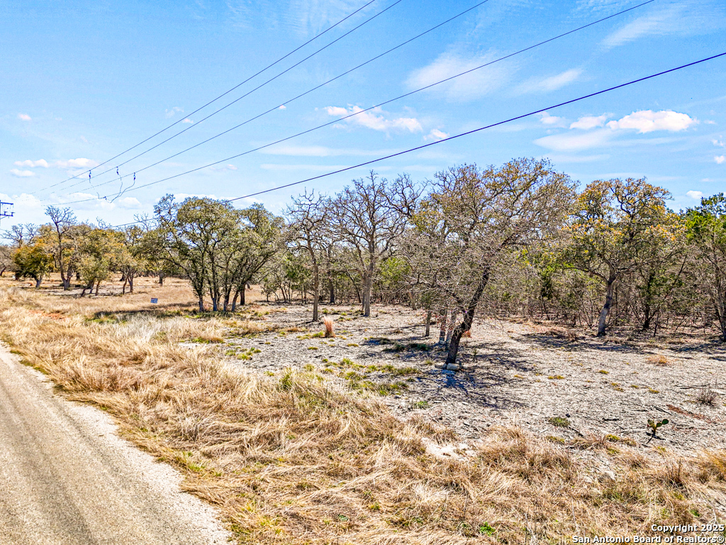 main property photo 17