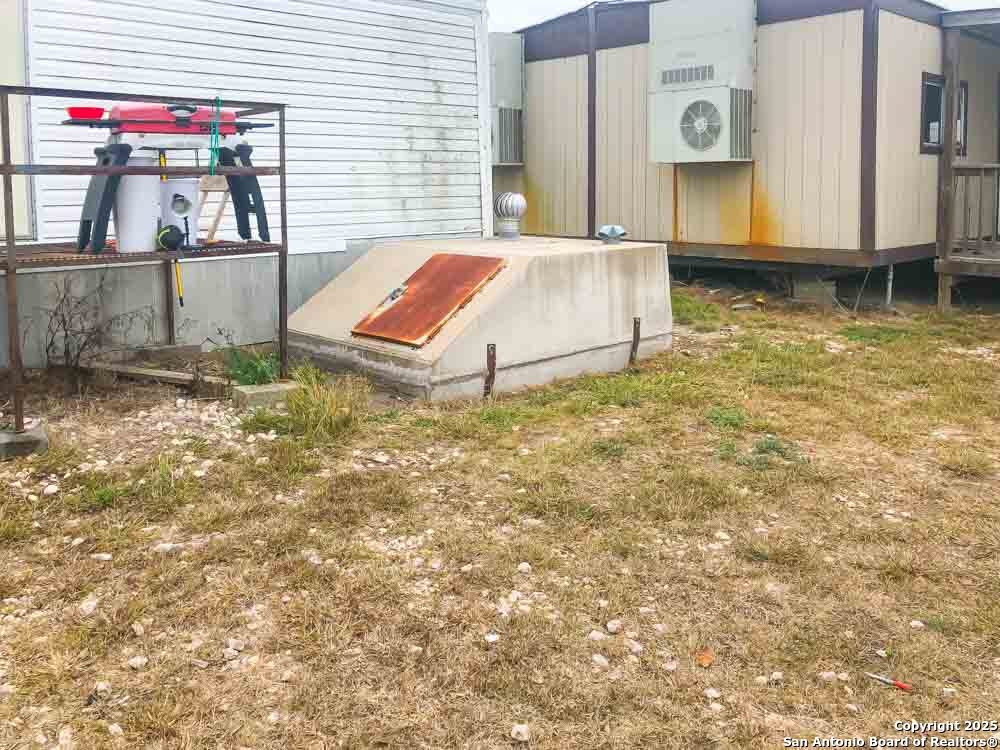 main property photo 37
