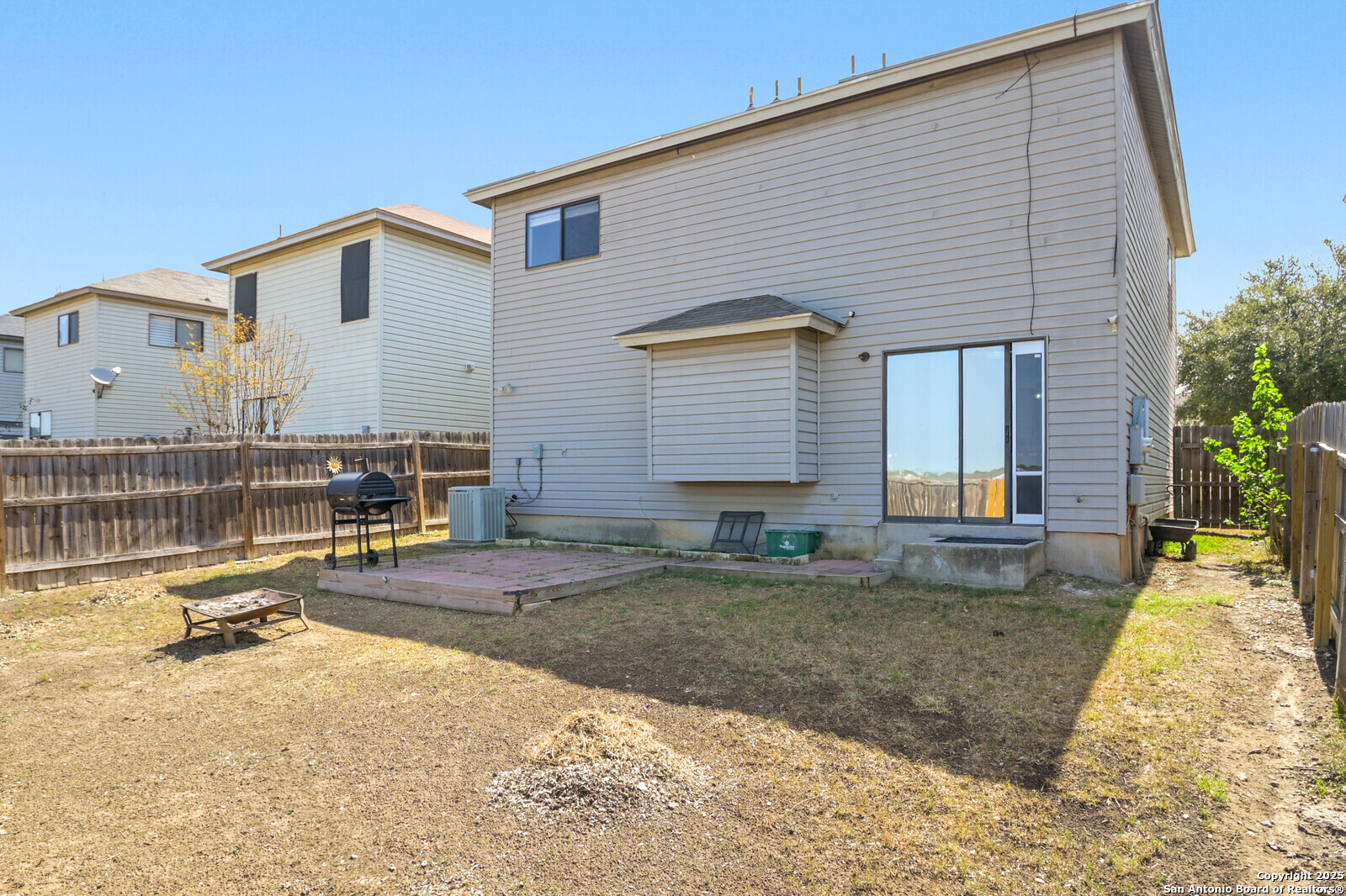 main property photo 24