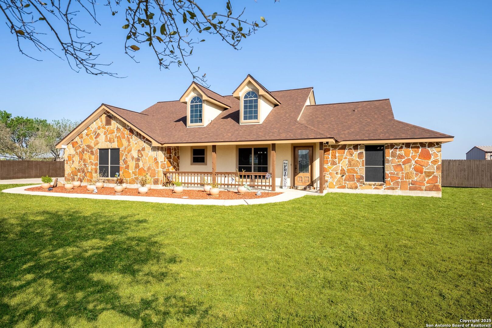 main property photo 1