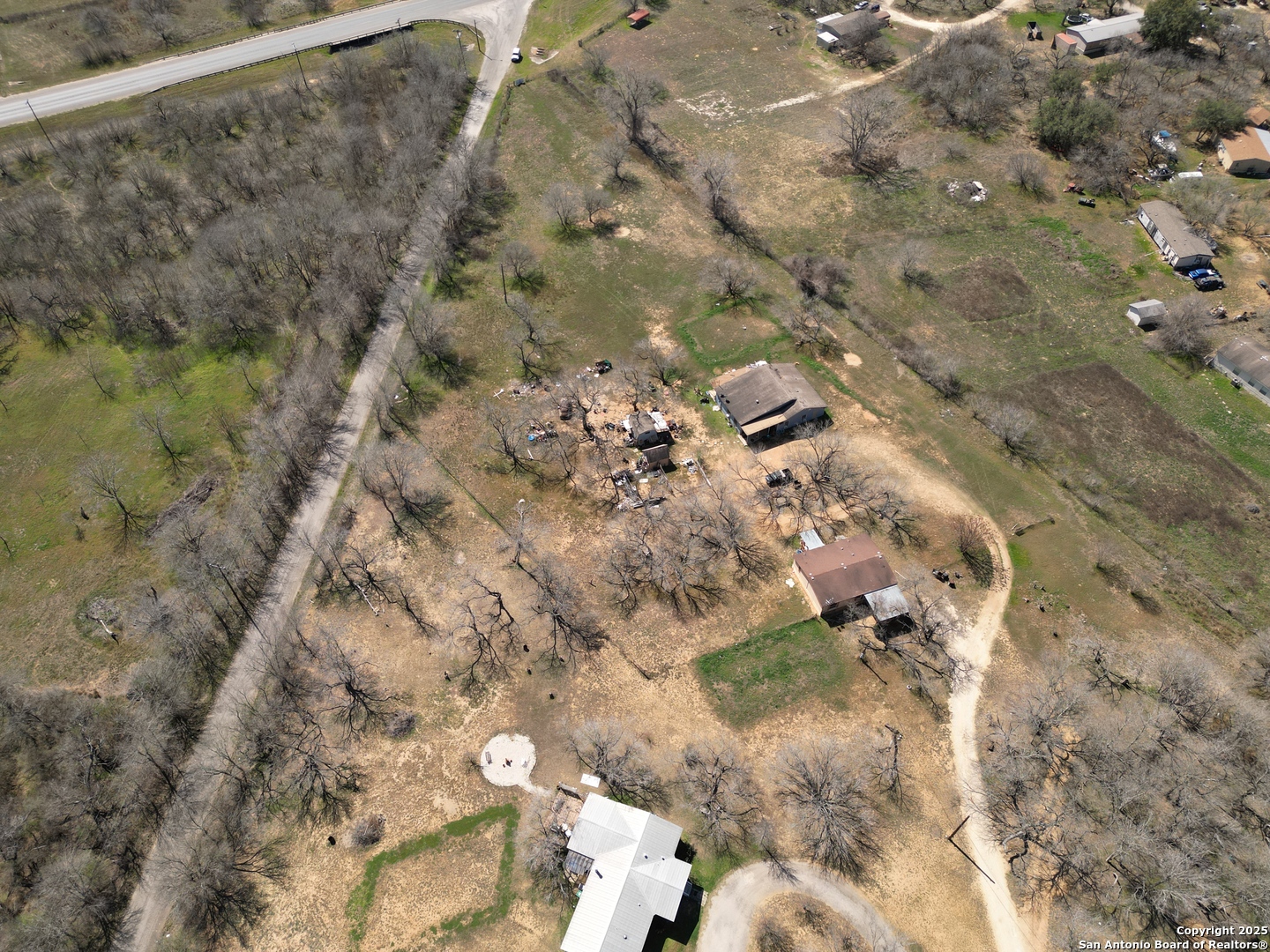 main property photo 27