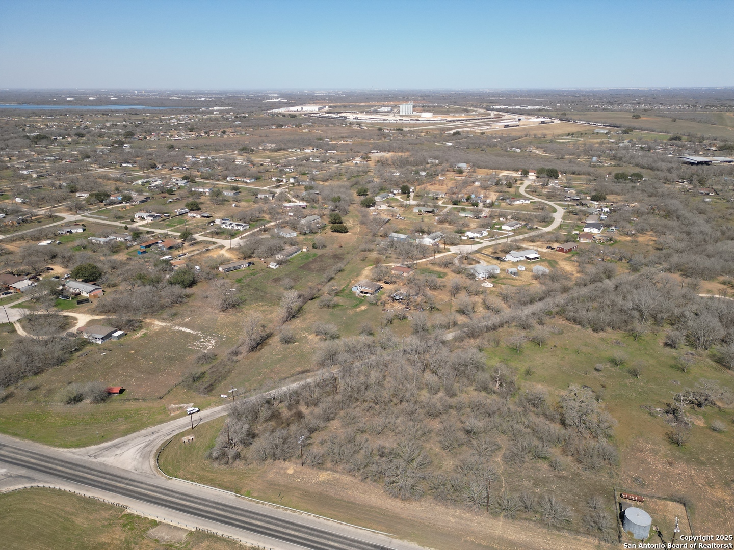 main property photo 6