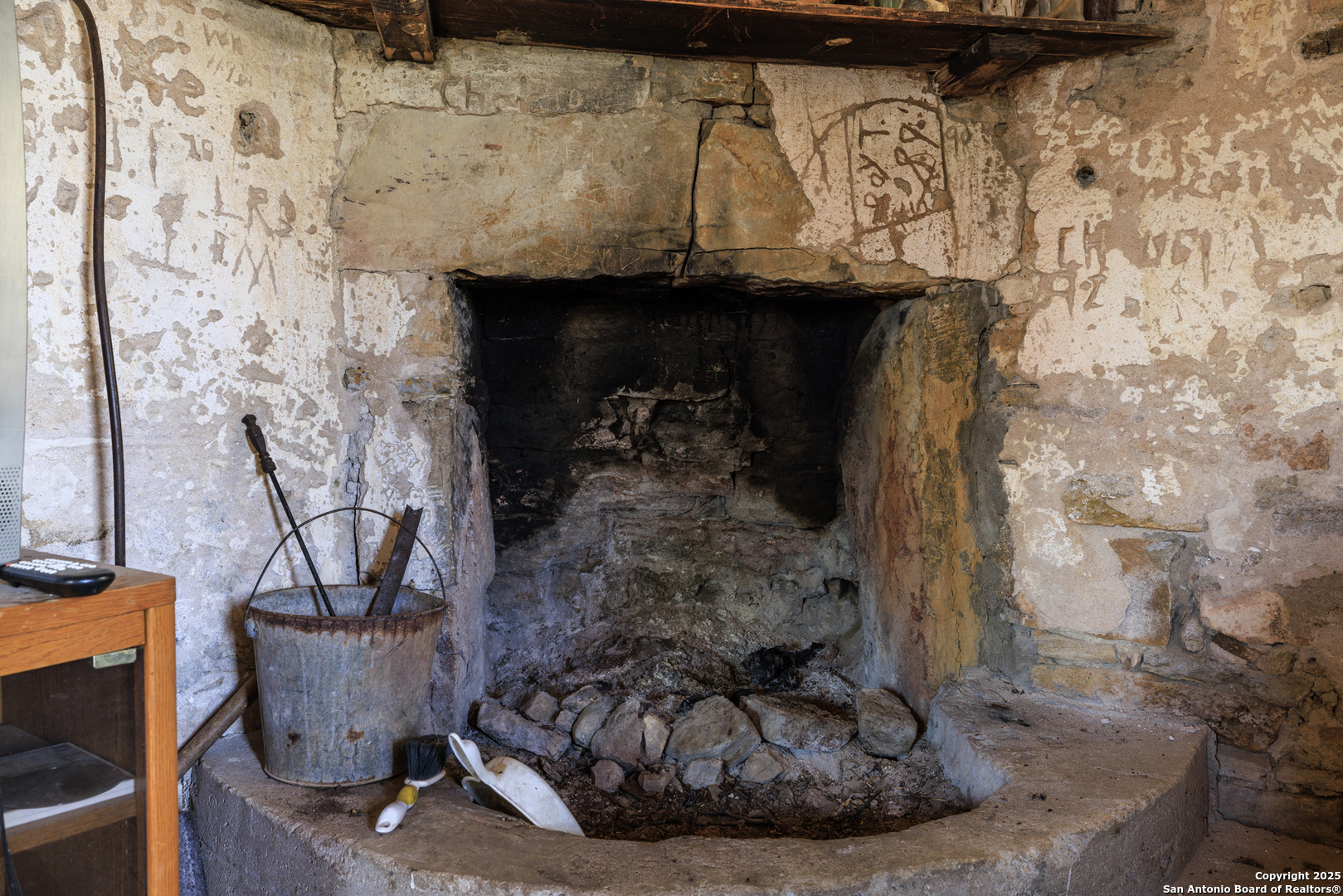 main property photo 24