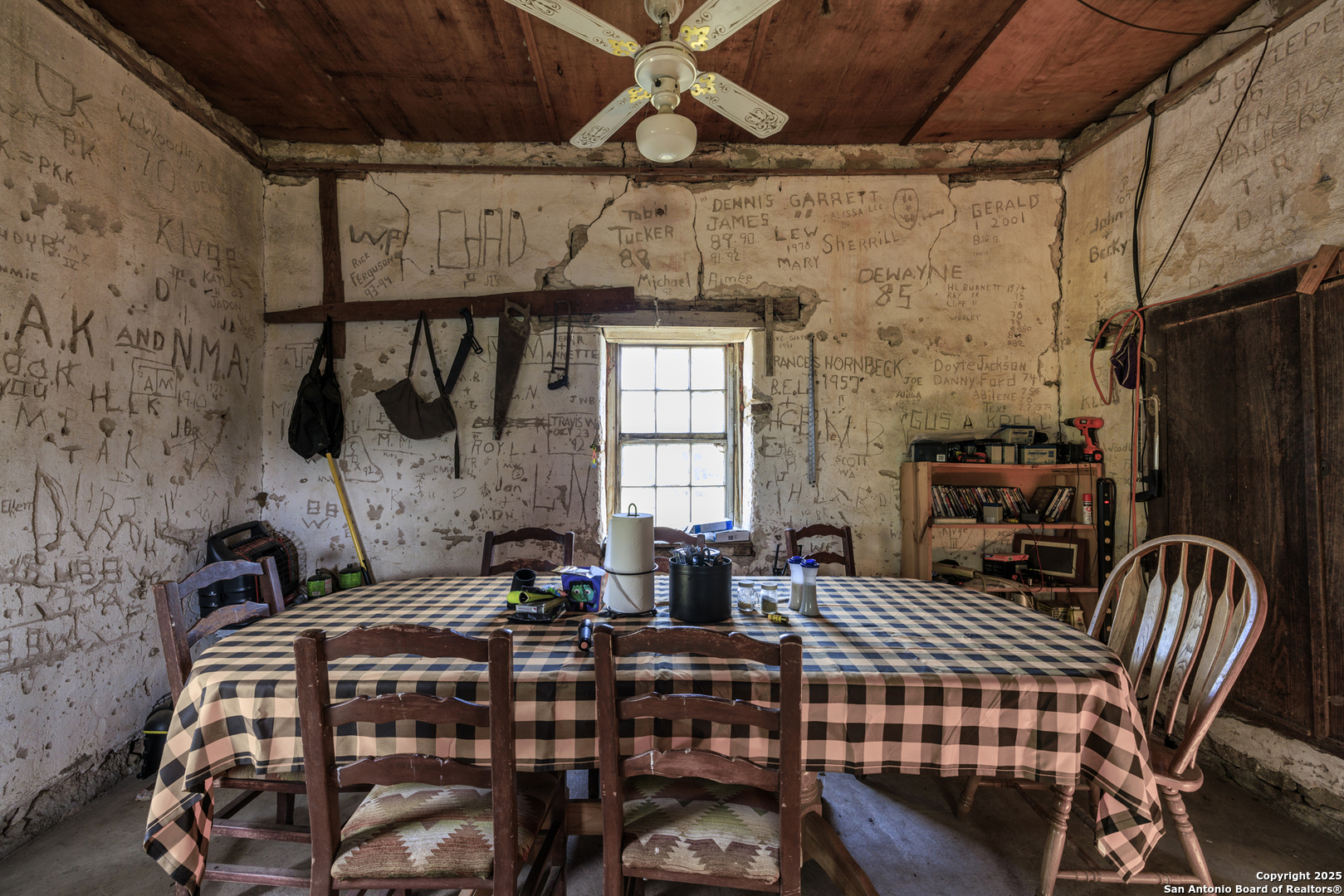 main property photo 25