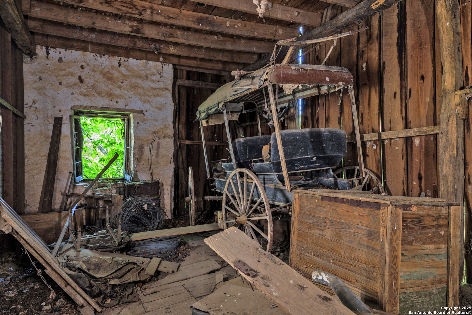 main property photo 8