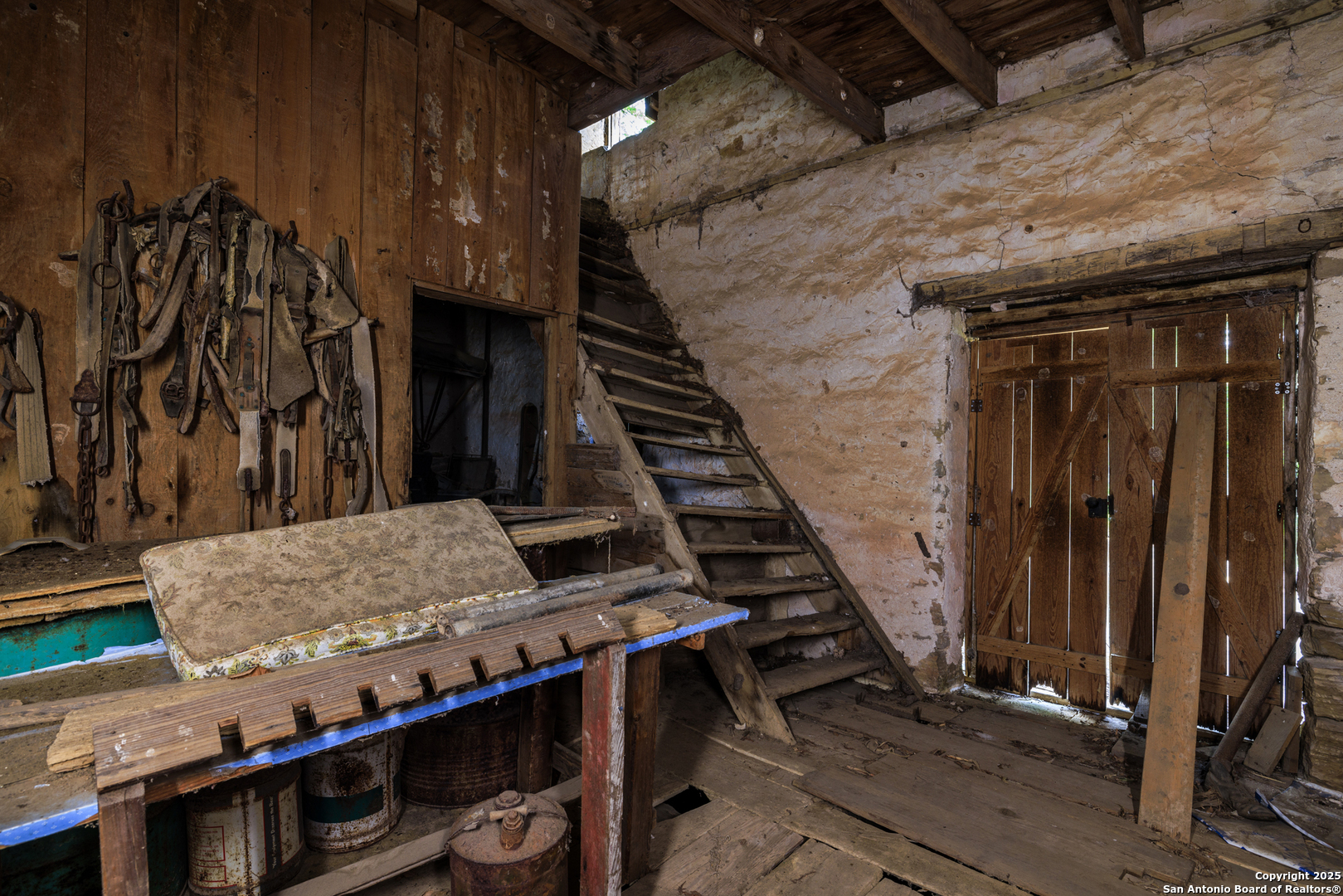 main property photo 9