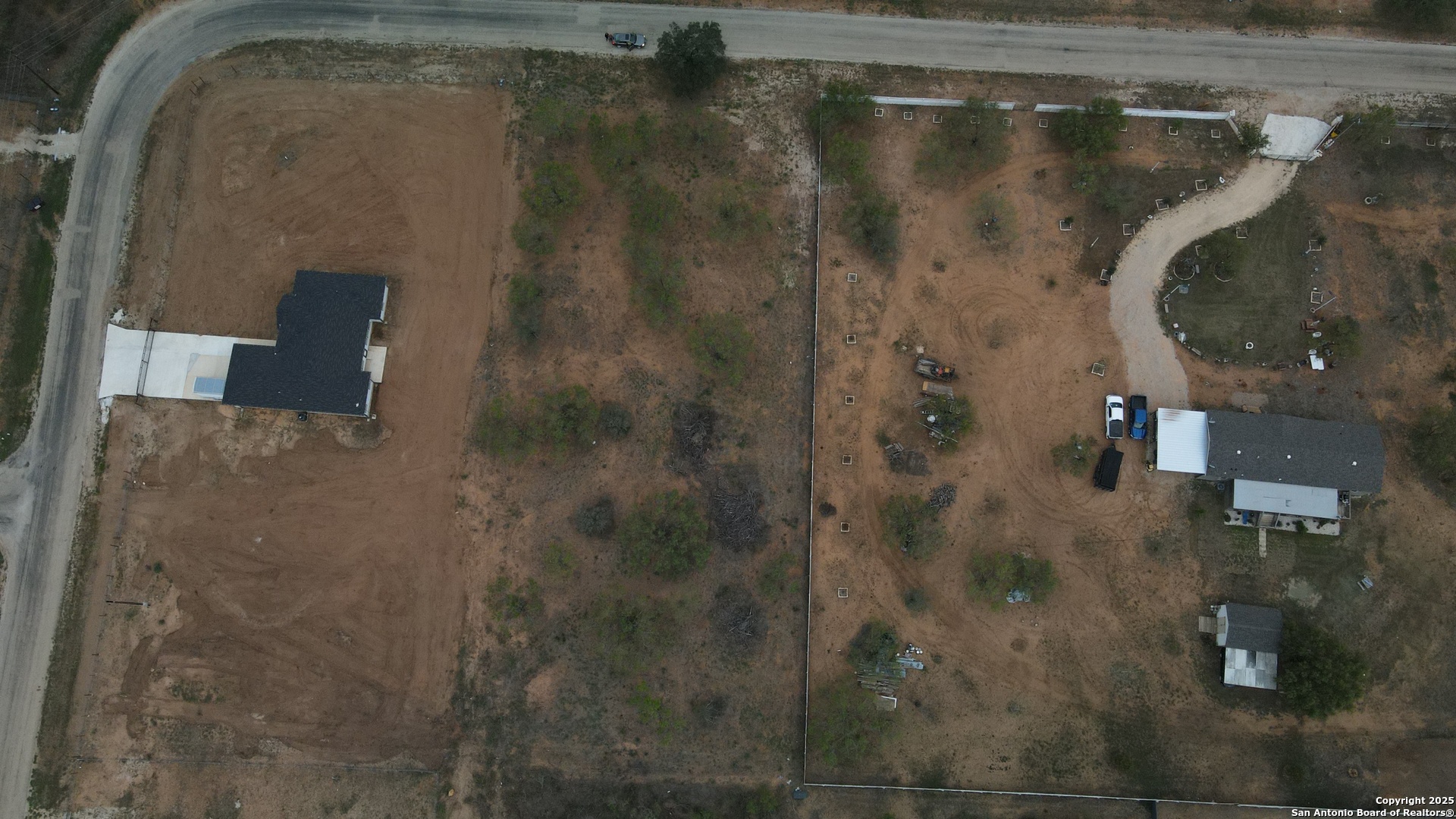 main property photo 3