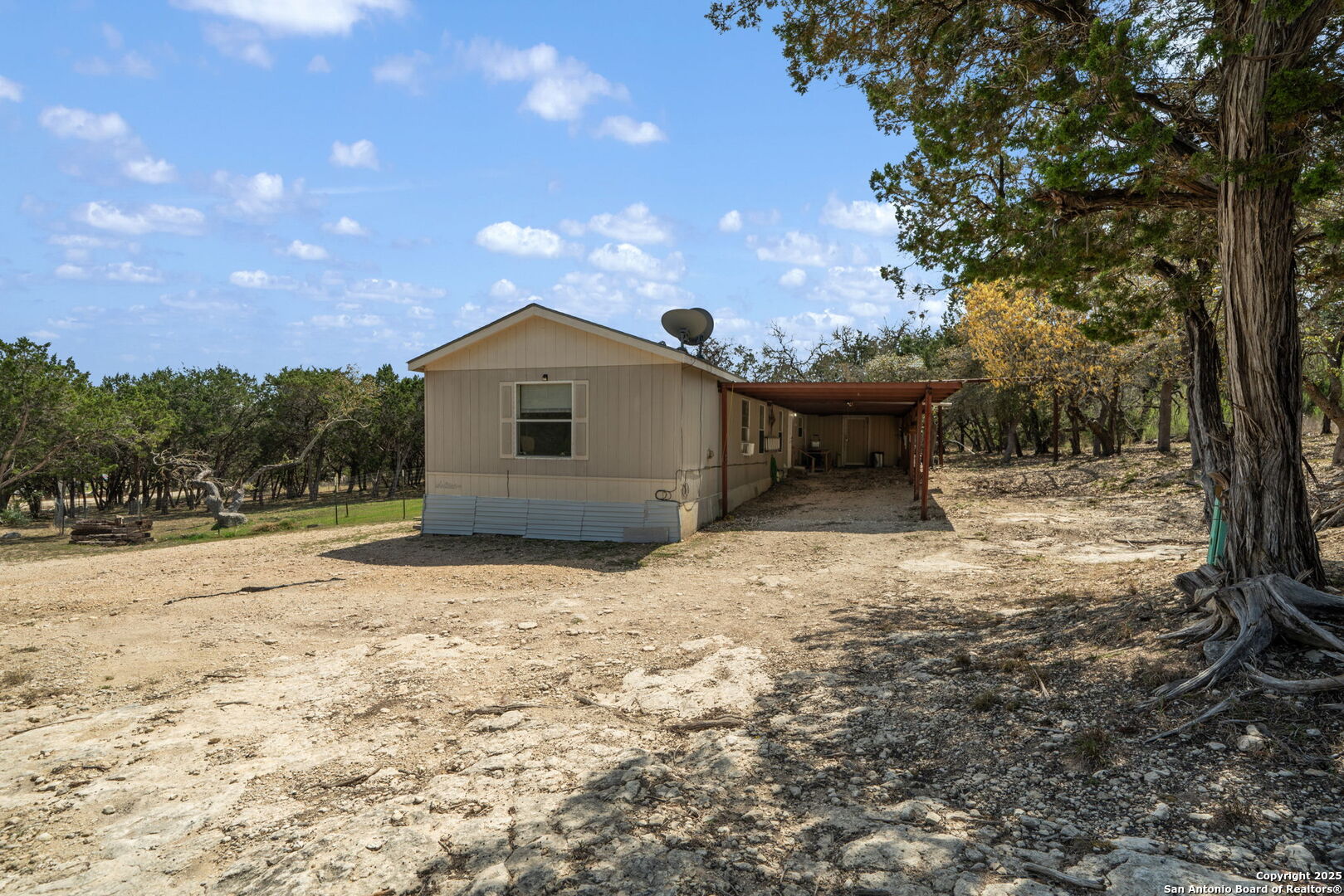 main property photo 26