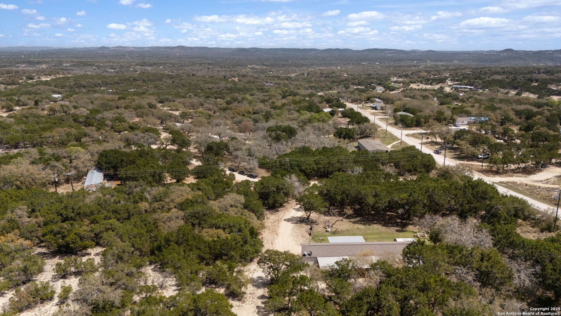 main property photo 33