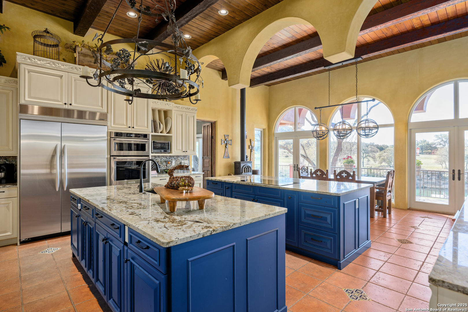 main property photo 9