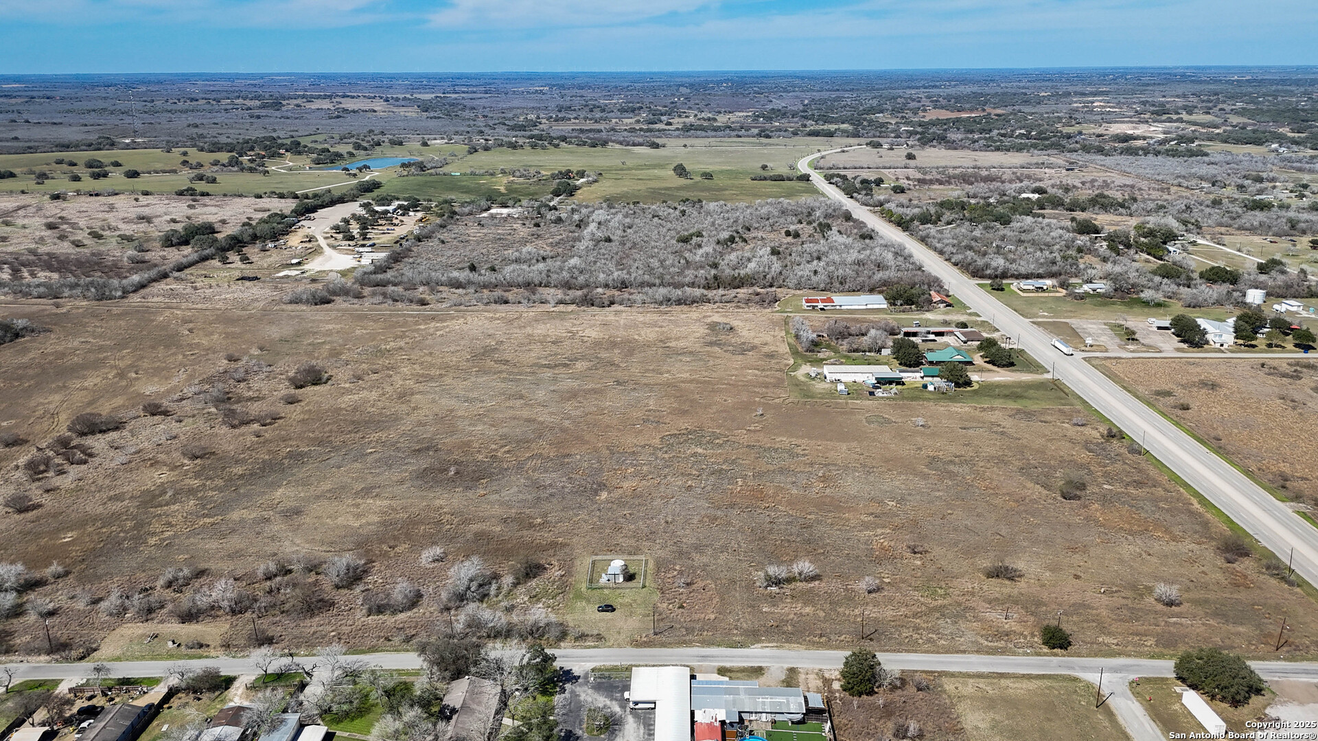 main property photo 10
