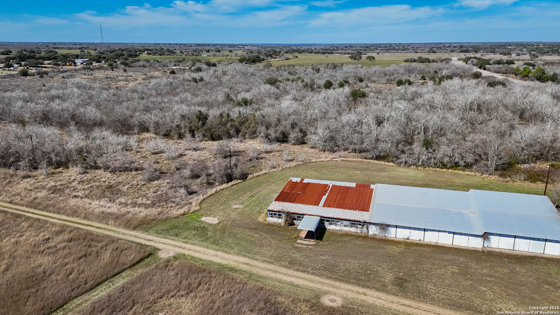 main property photo 12