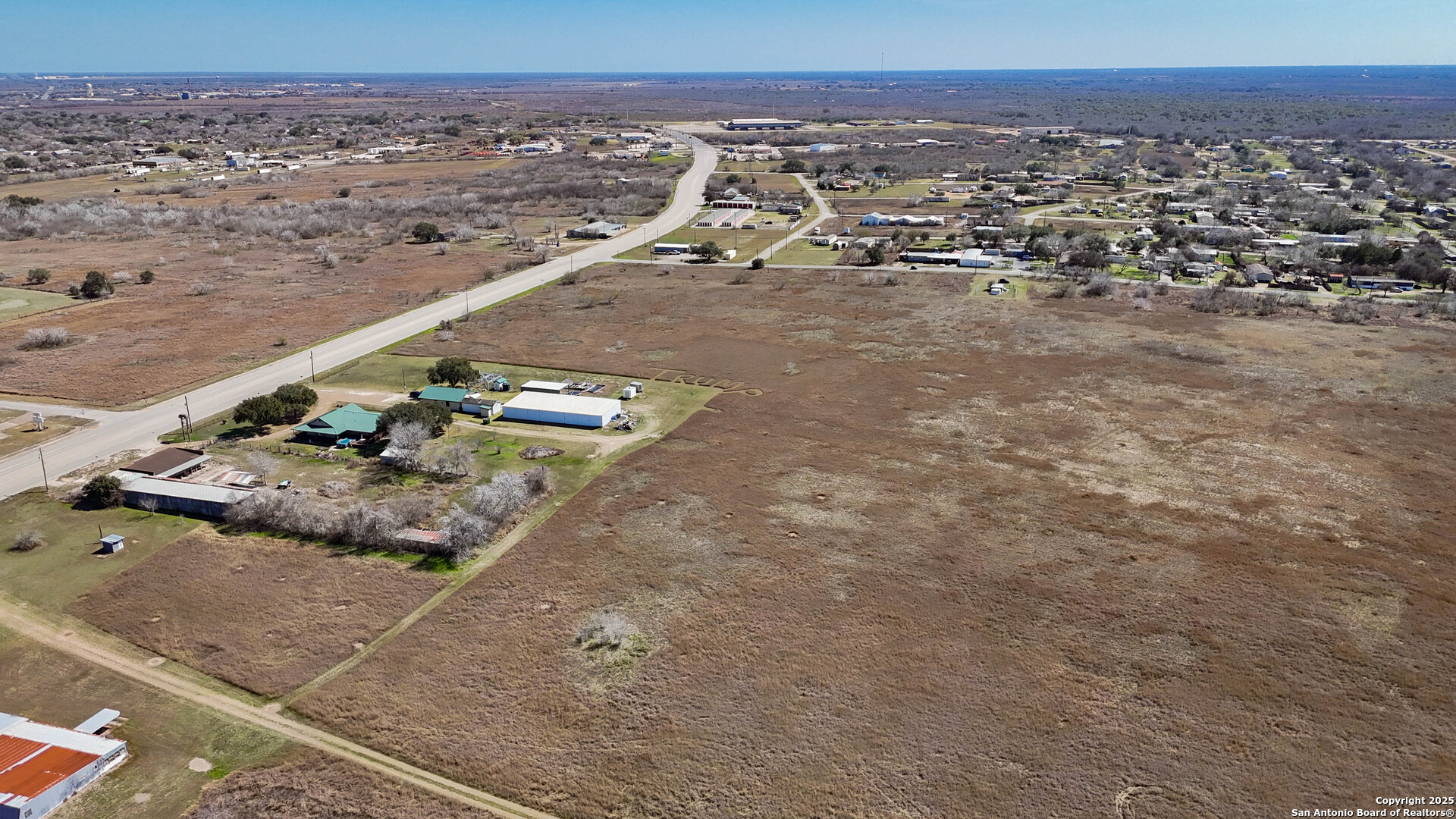 main property photo 16
