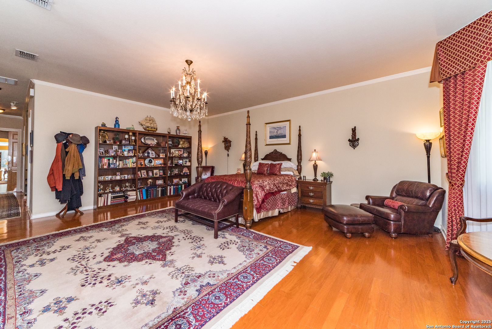 main property photo 38