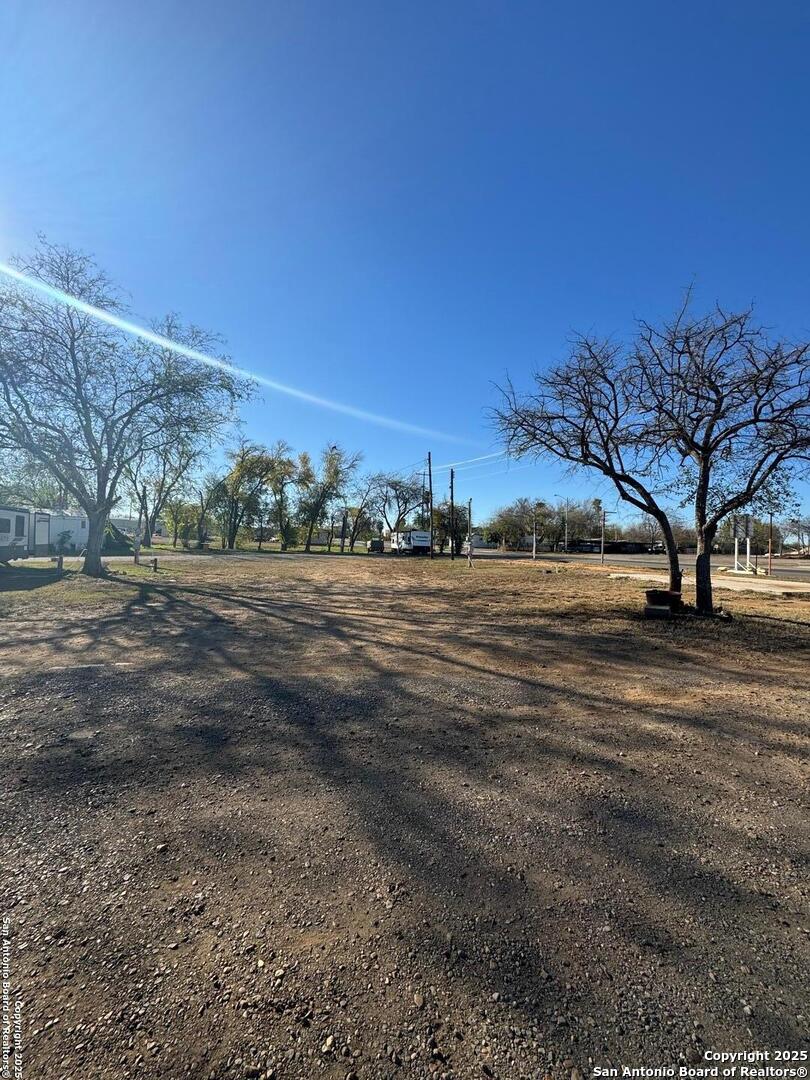 main property photo 13