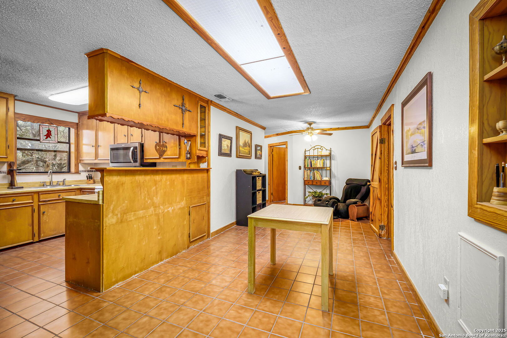 main property photo 37