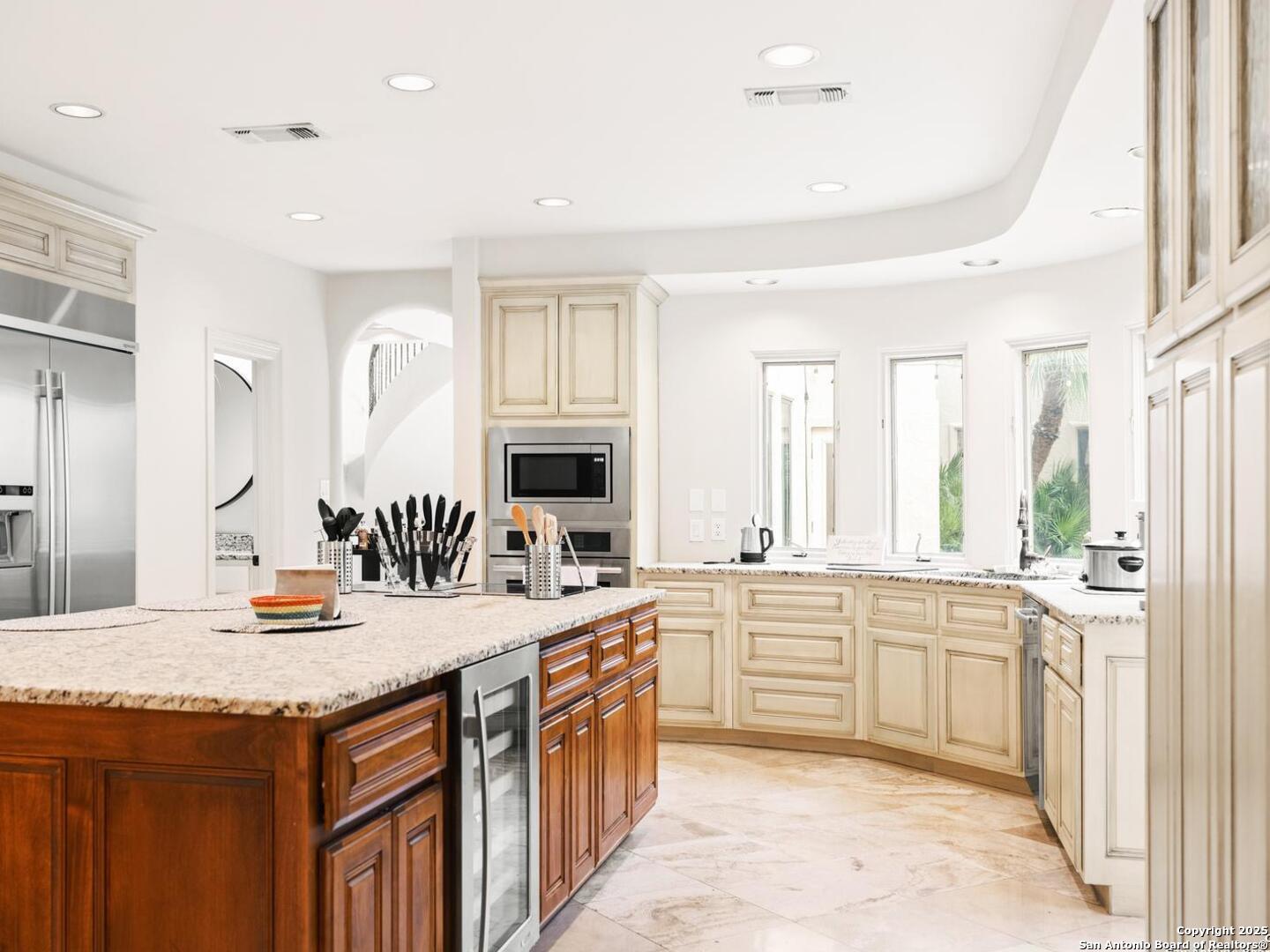 property viewer photo 13