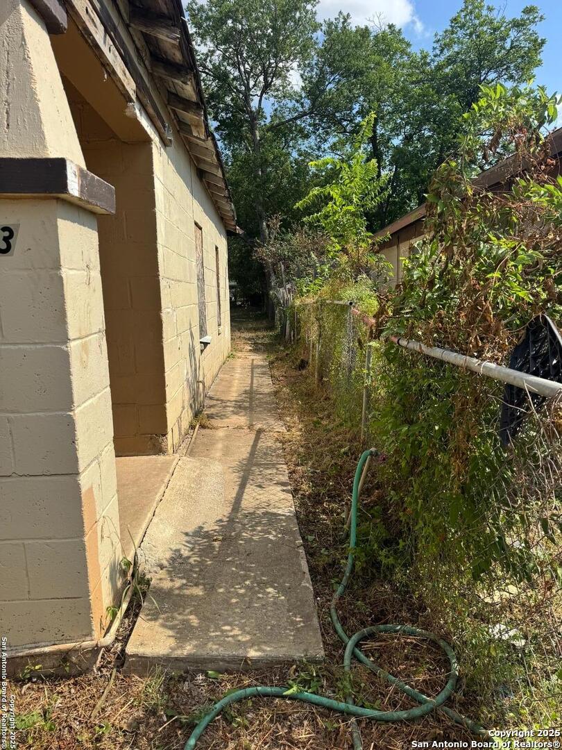 main property photo 18