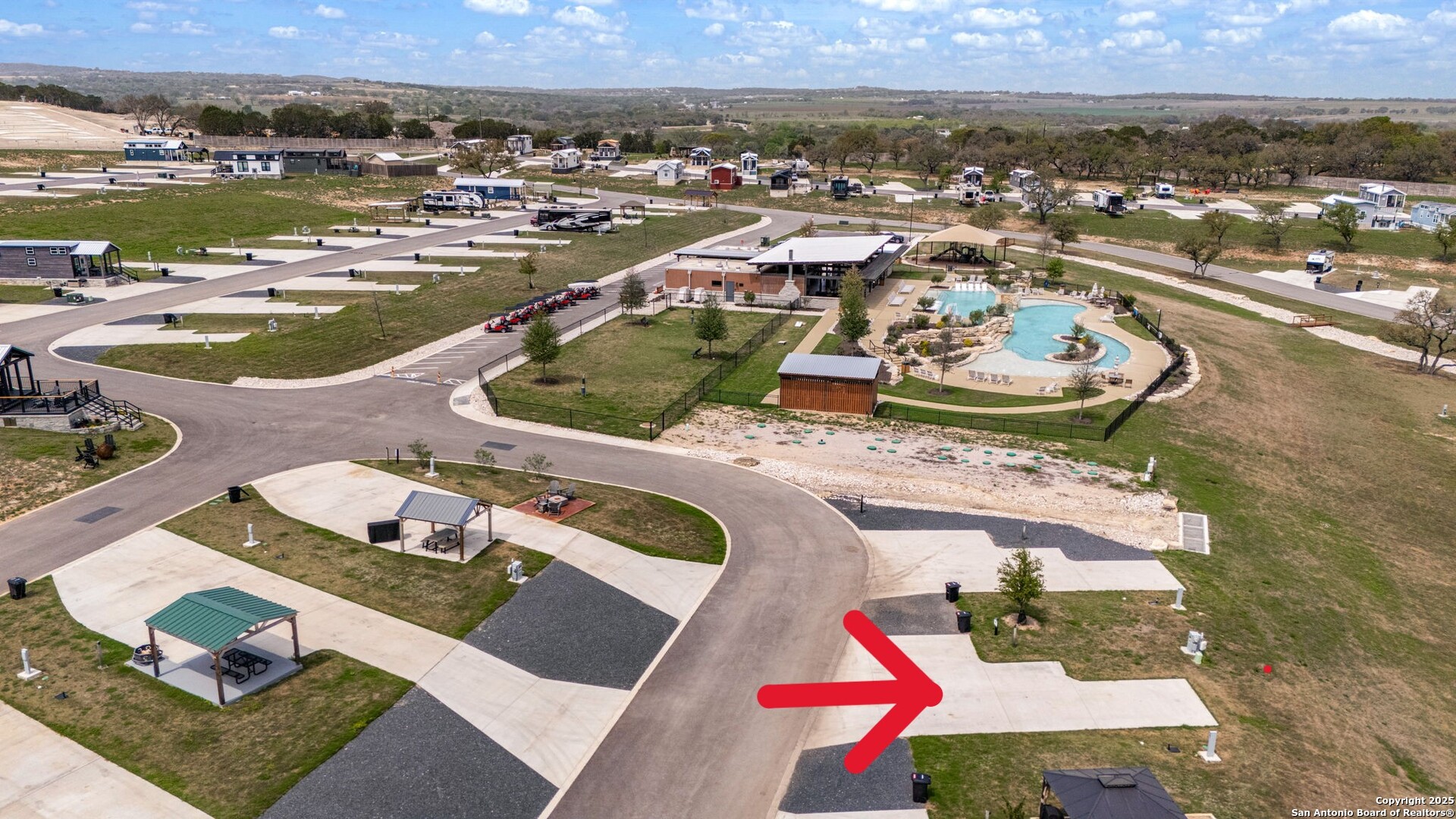 main property photo 8