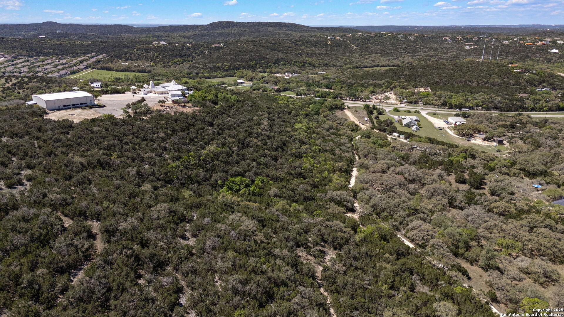 main property photo 13