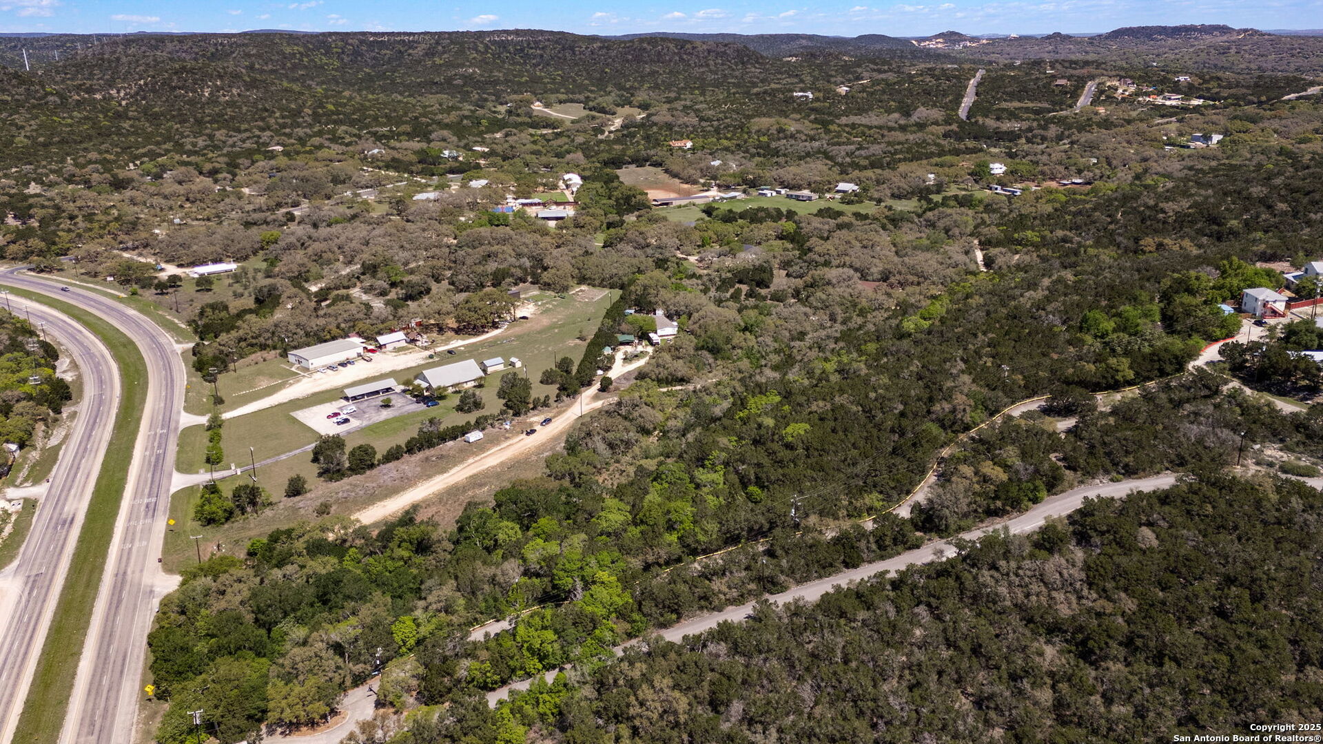 main property photo 14