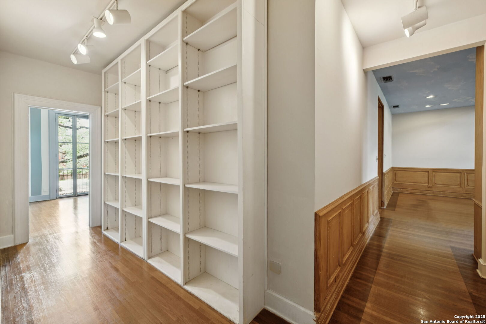 main property photo 43