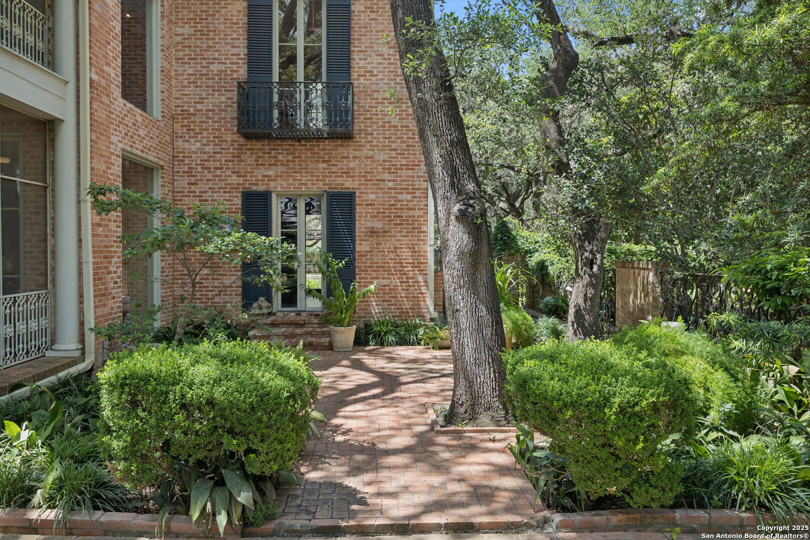 main property photo 73