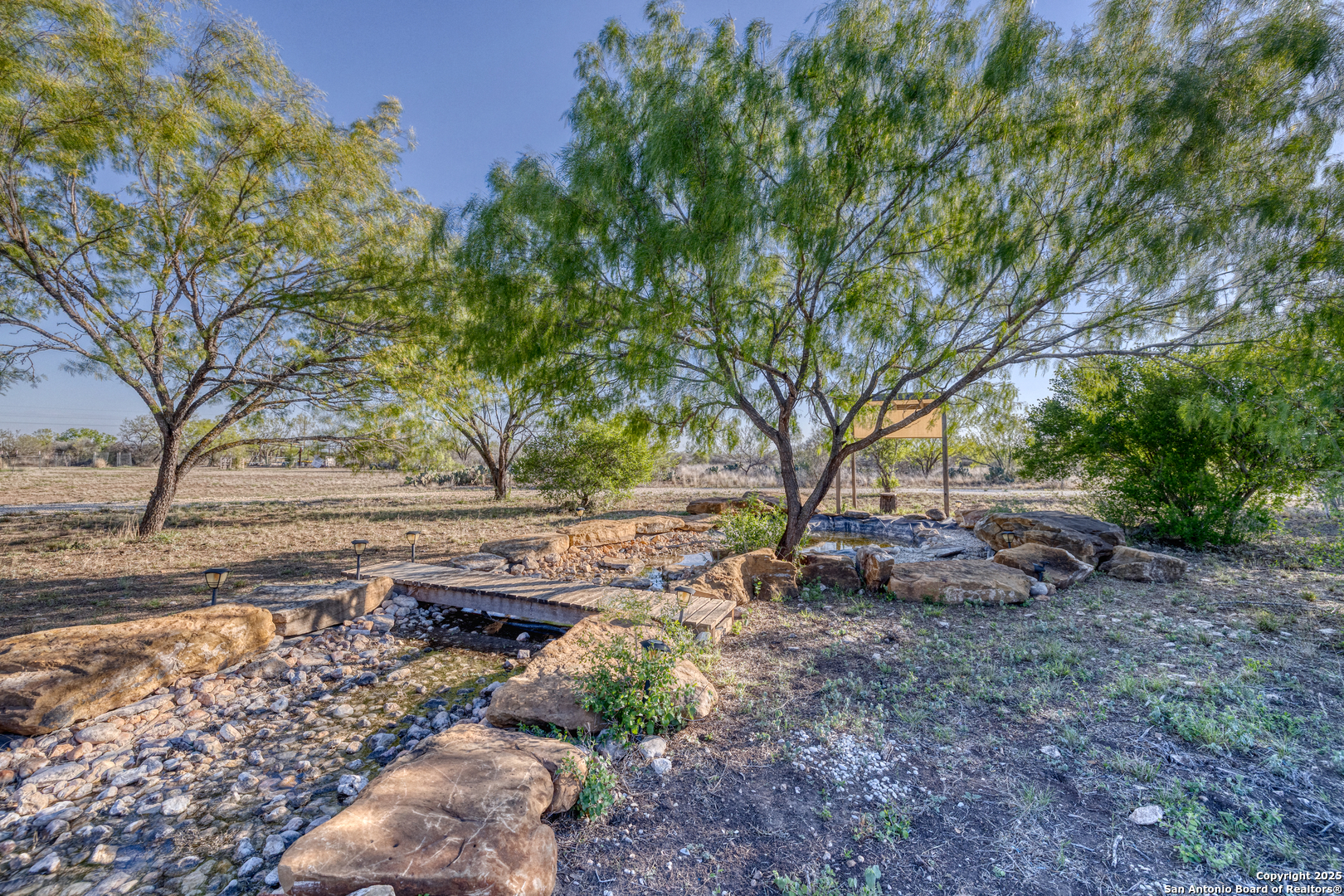 main property photo 37