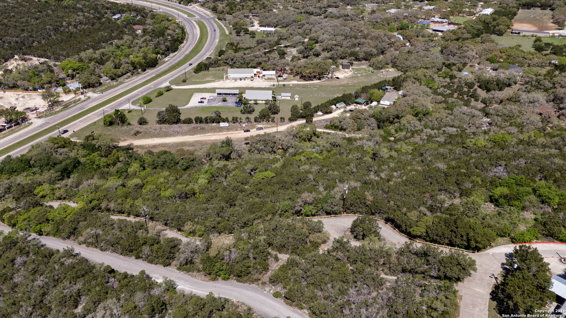 main property photo 4