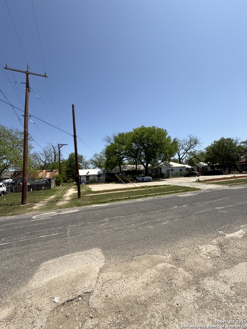 main property photo 4