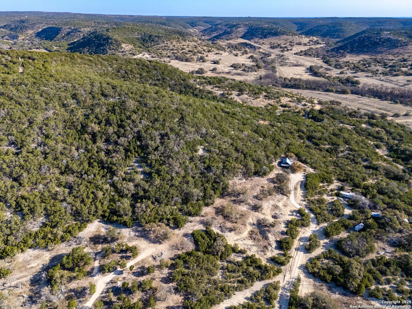 main property photo 13