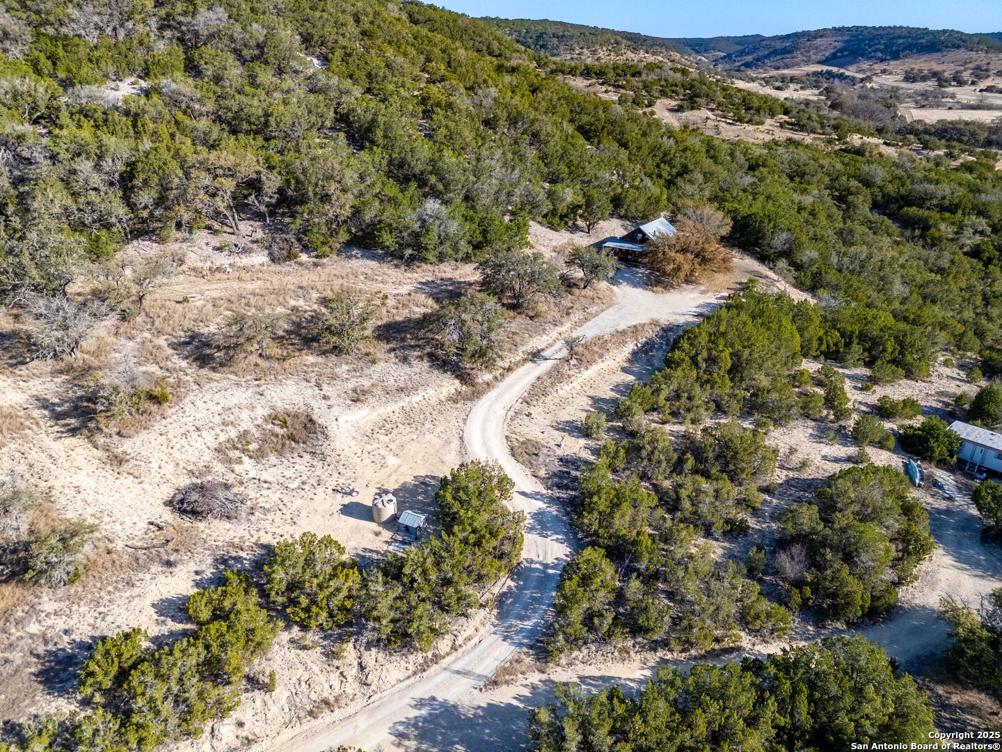main property photo 14