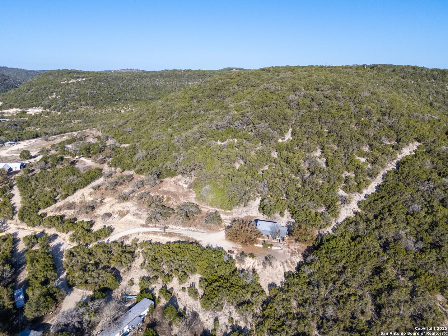 main property photo 7