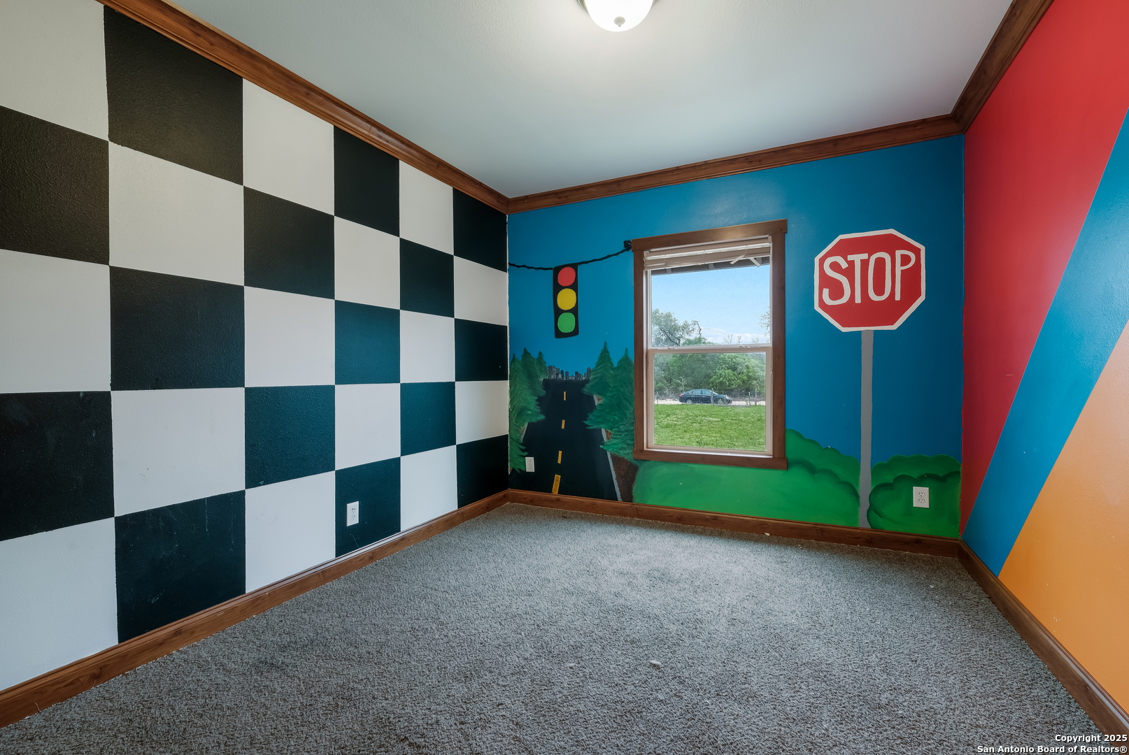 main property photo 14