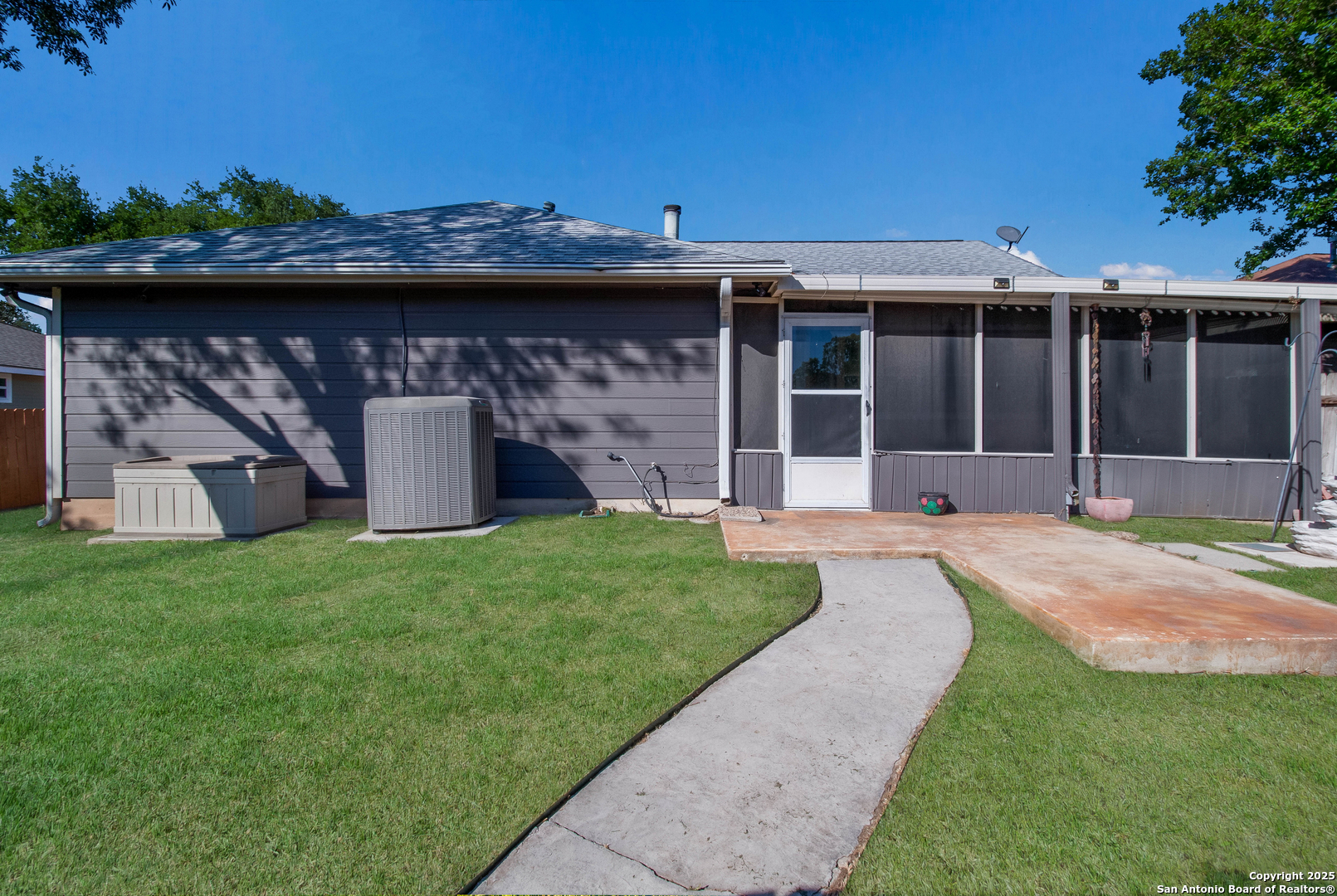 main property photo 27