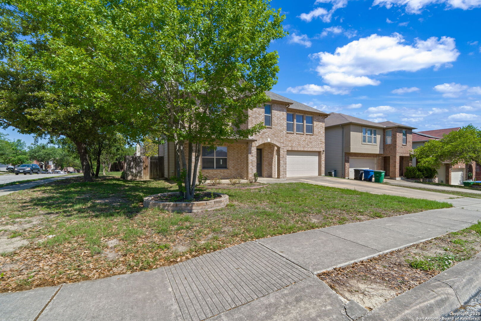 property viewer photo 1