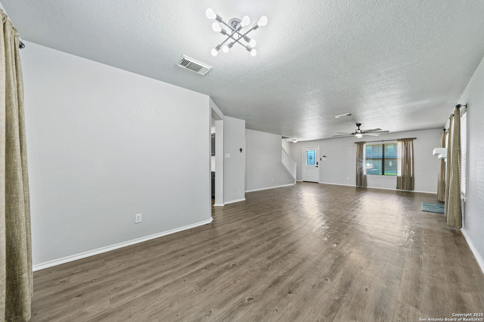 property viewer photo 21