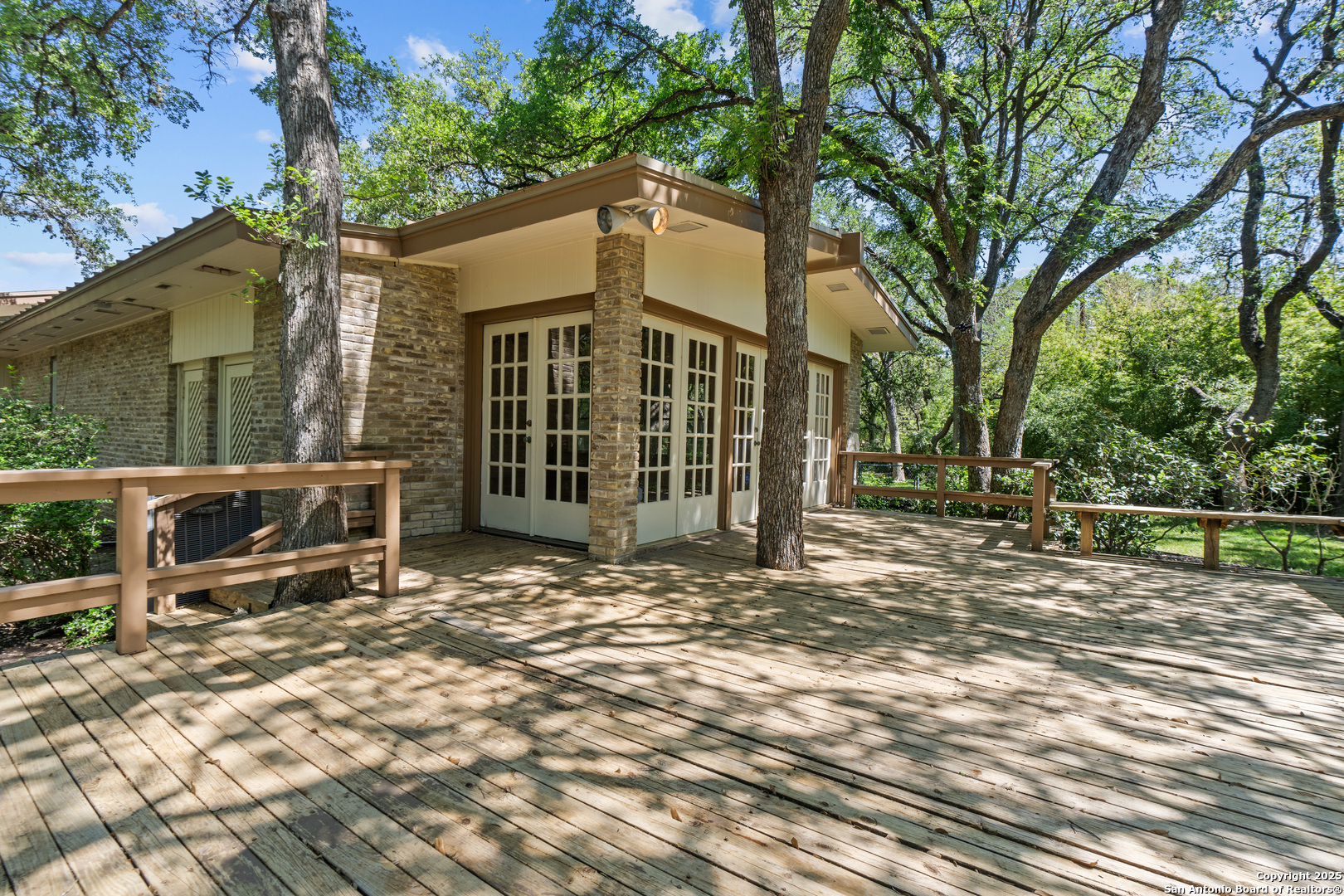 main property photo 32