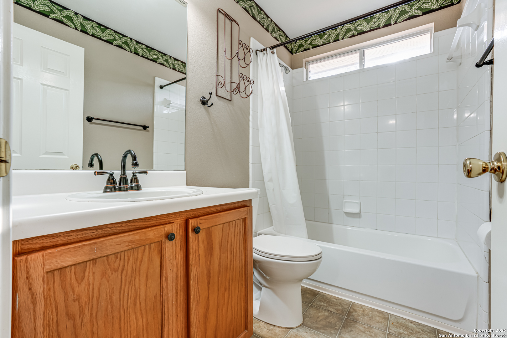 property viewer photo 15