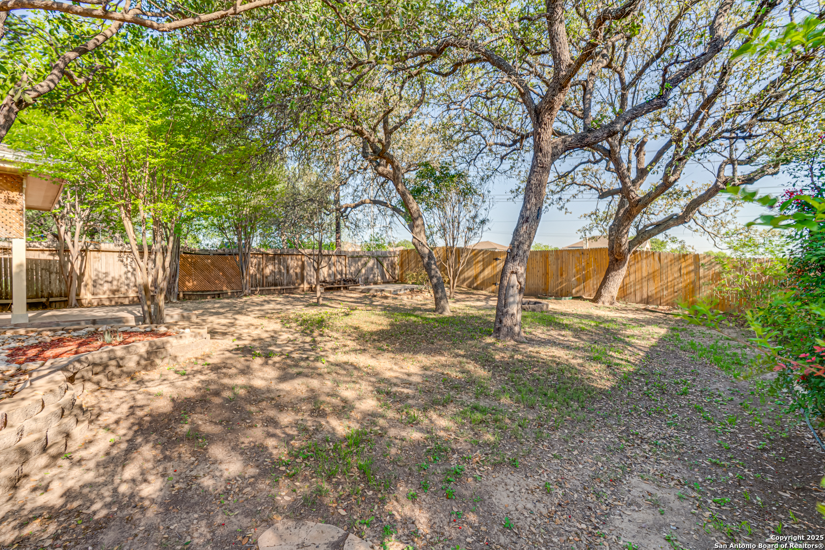 property viewer photo 23